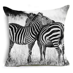 Amazing Horses Polyester Cushion Cover 45x45cm Vintage