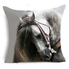 Amazing Horses Polyester Cushion Cover 45x45cm Vintage