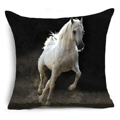 Amazing Horses Polyester Cushion Cover 45x45cm Vintage