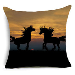 Amazing Horses Polyester Cushion Cover 45x45cm Vintage